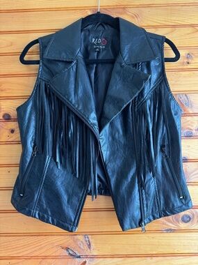 Red Snap Black Faux Leather Fringe Moto Vest M Cropped Biker Festival Western